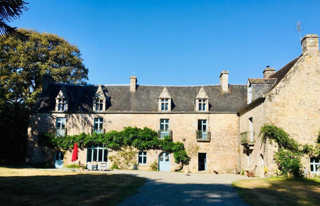 Manoir De Botcol Bed & Breakfast Saint-Nicolas-du-Pelem Luaran gambar